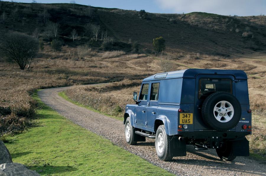  Land Rover Defender 2006 года  (фото 108 из 227)